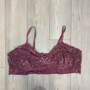 Torrid Size 6 Burgundy Lace Bralette Wireless